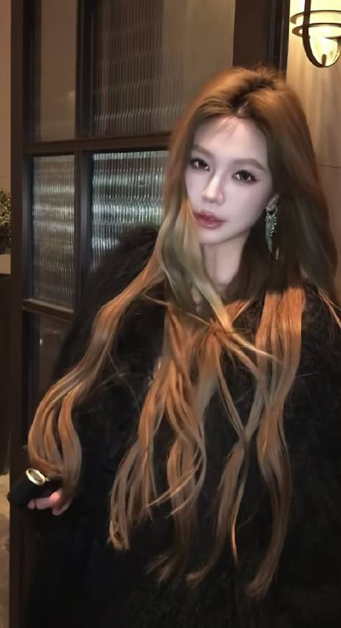 张子枫周也等女星头像合集，高清无水印萌宠壁纸