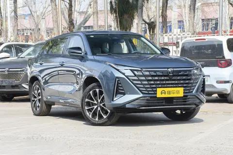 长安UNI-Z PHEV：油电双杀+智驾拉满！