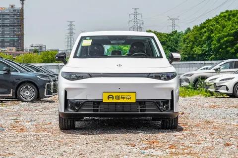 零跑C10:10万级纯电SUV新标杆,家用SUV的超值之选