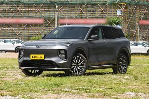家用中型插混 SUV 新选择,长安启源 Q07 与蓝电 E5 PLUS 怎么选?