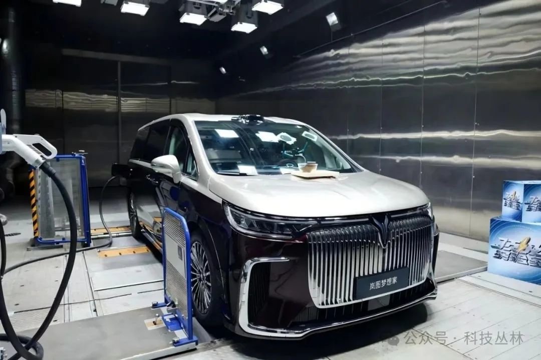 岚图发布岚海智混技术：三款旗舰车型搭载，年内密集发布 | BitAuto