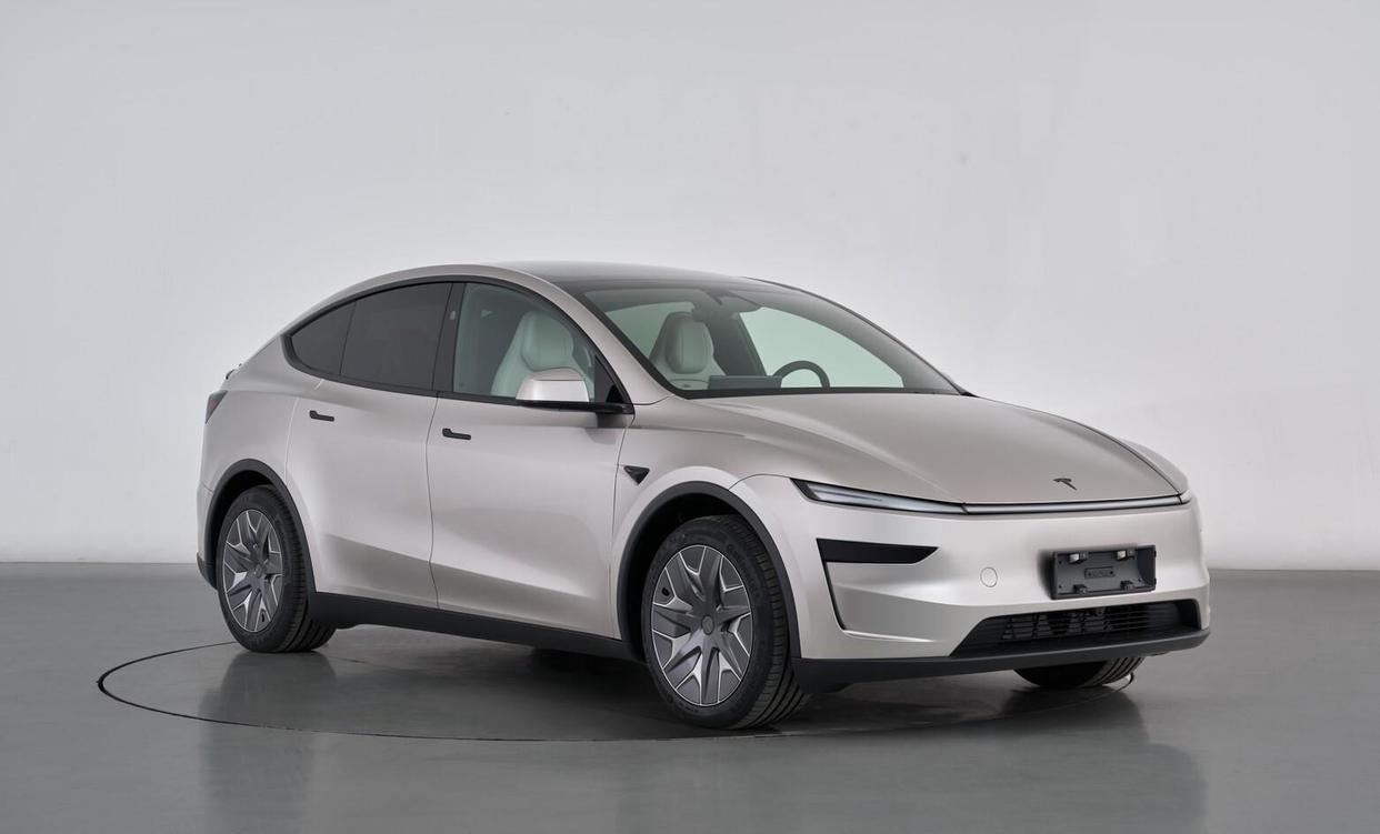重磅!特斯拉6座Model Y L实车曝光,40万值吗?