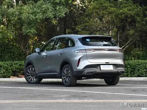 性价比之王再升级?2026款瑞虎8购车手册，哪款配置最值得入手?