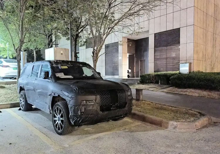 仰望U8将推出加长版，或定名U8L，上海车展亮相 | BitAuto Singapore