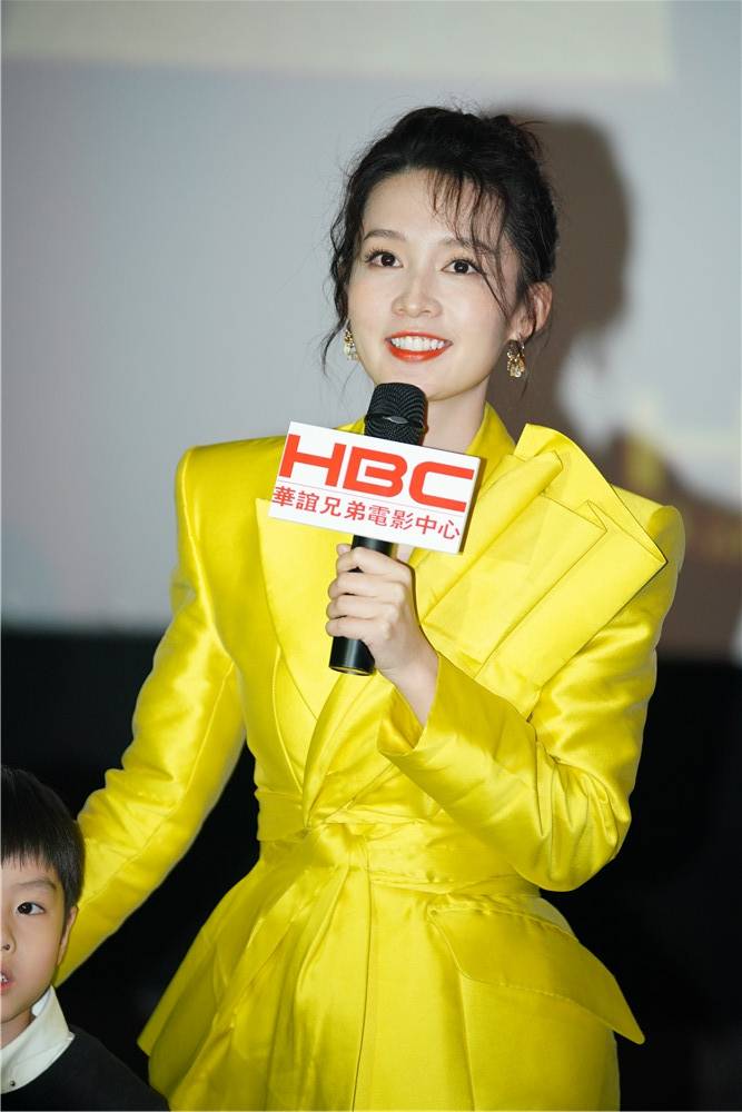 《温暖的抱抱》上海路演 李沁高情商回应粉丝土味情话