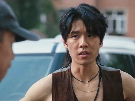 《低智商犯罪》堪比一个巨大的西游记，里面的妖魔鬼怪实在太搞笑