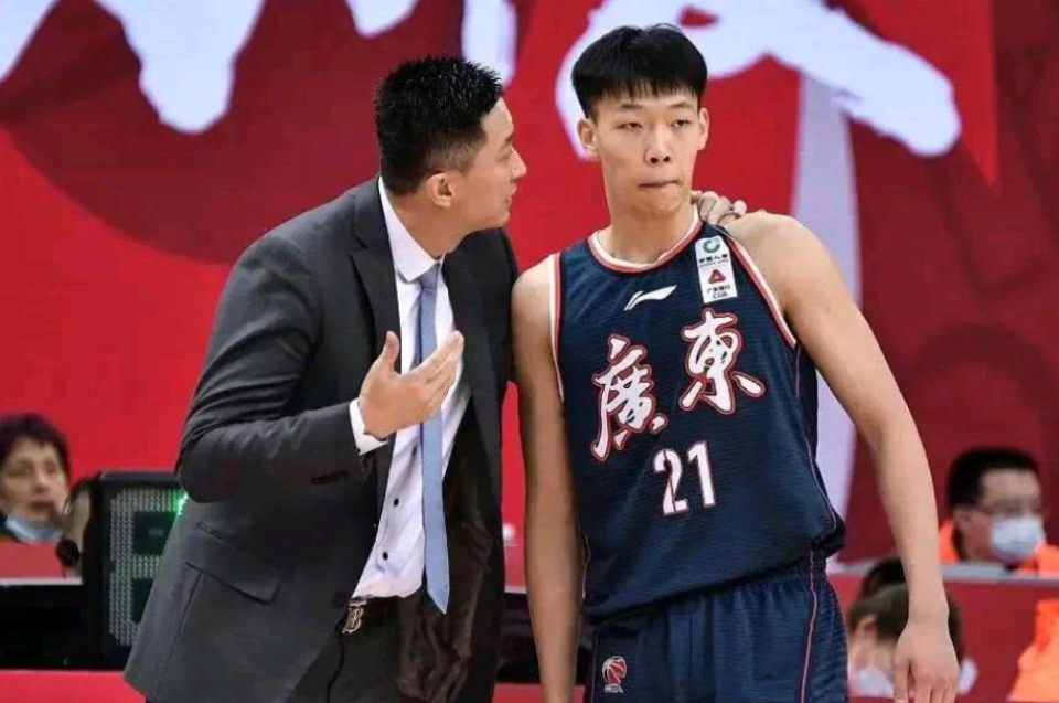 CBA最新消息！广东大将开启康复训练，杨鸣收到执教邀请，孙铭徽确定复出
