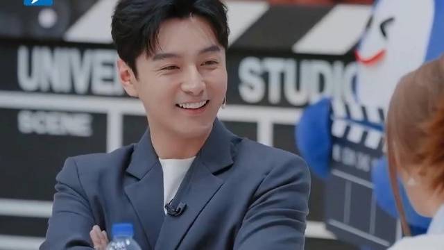 张昊唯助演张凯丽女儿，谁料笑声逗笑李诚儒，标准“老钱笑”！