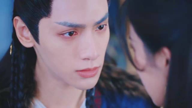 澹台烬大婚夜亲手绣盖头反遭灭魂钉