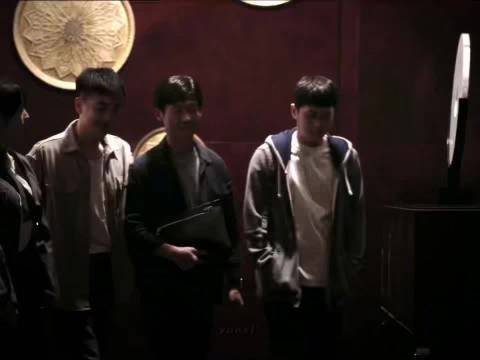 王骁饰演张一昂破案如神，杨超越也叹服