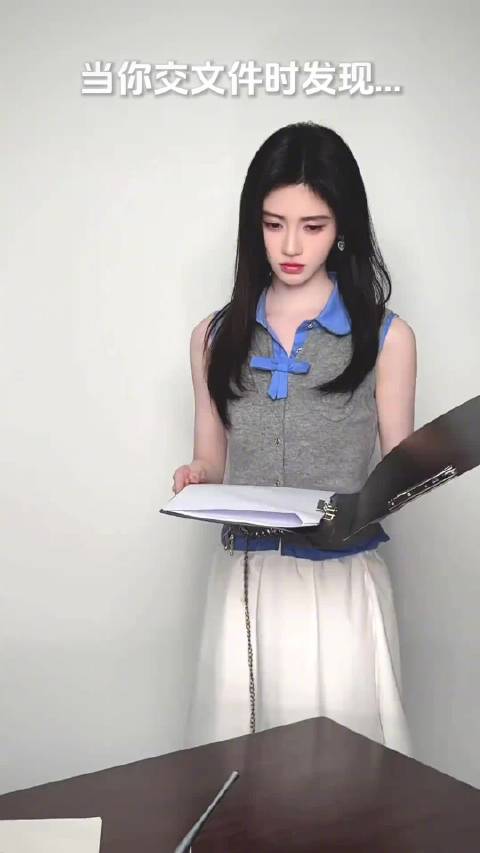 鞠婧祎职场变装视频曝光，西装切换冷艳女总裁与精致职场人