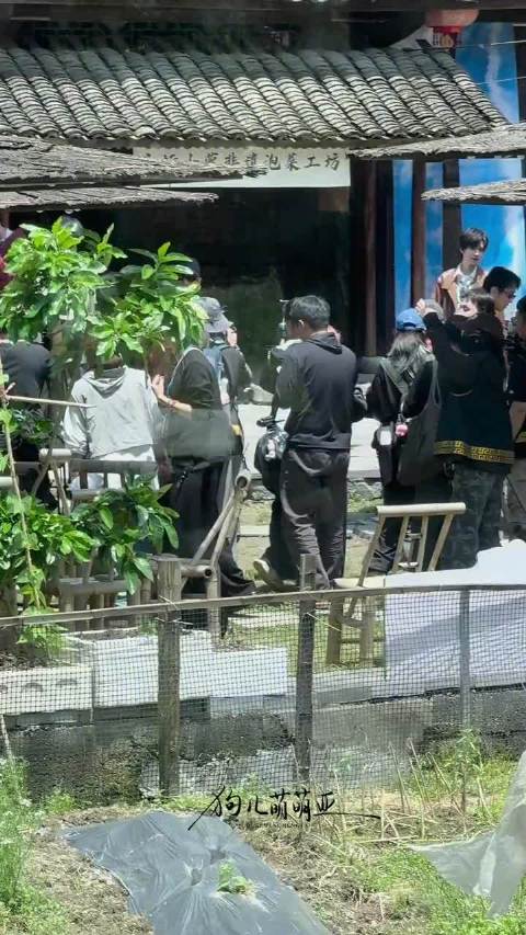 老师我家孩子也是穿上川渝男人战衣了