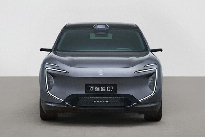 又一款“7”字新车，阿维塔07官图发布，将提供增程版