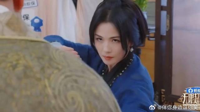 刘涛武打戏太帅了，突然一脚踢懵张昊唯，何赛飞：涛涛给他点狠的！