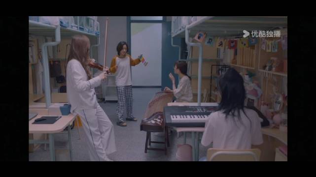 发现一个宝藏剧，机智的上半场，里面好多熟人啊，沈月演的这段真的太搞笑了