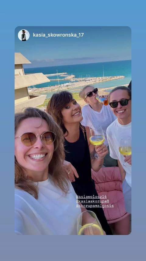 科内利亚诺球员沃沃什度假，朱婷行踪引关注