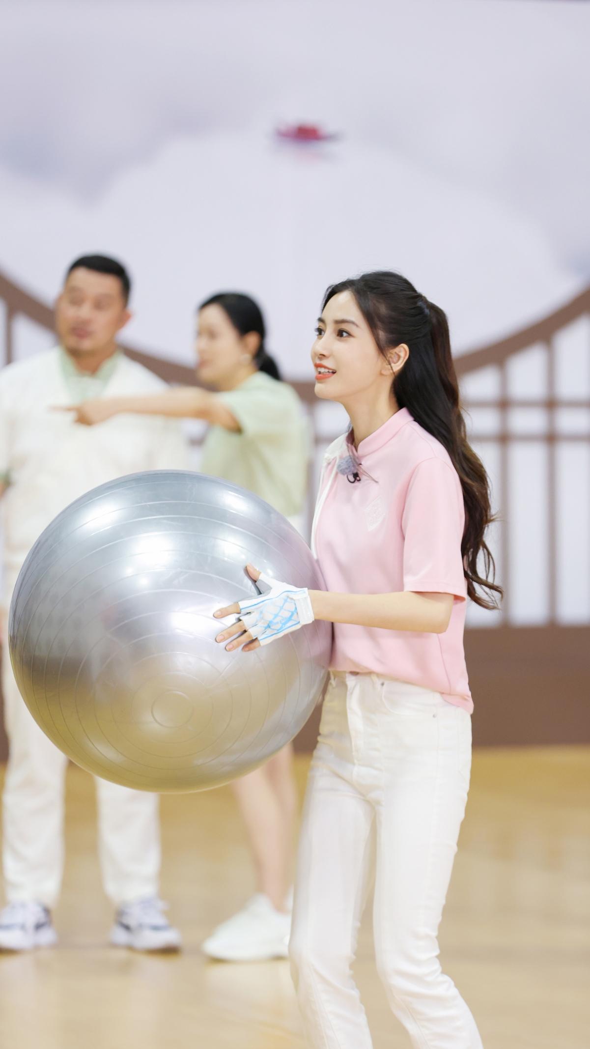 姐姐、杨颖、赵丽颖、唐嫣、刘诗诗、刘亦菲综艺大全，谁最综艺?