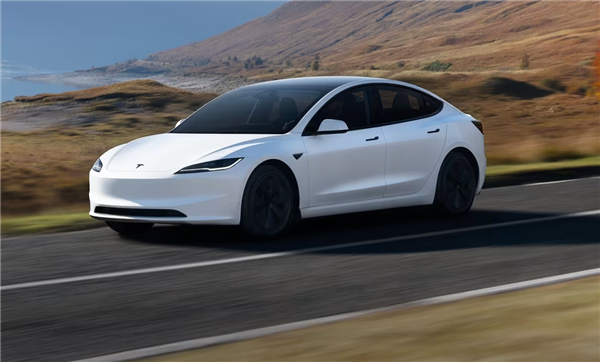 特斯拉Model3加拿大售价腰斩,比中国便宜3.7万!