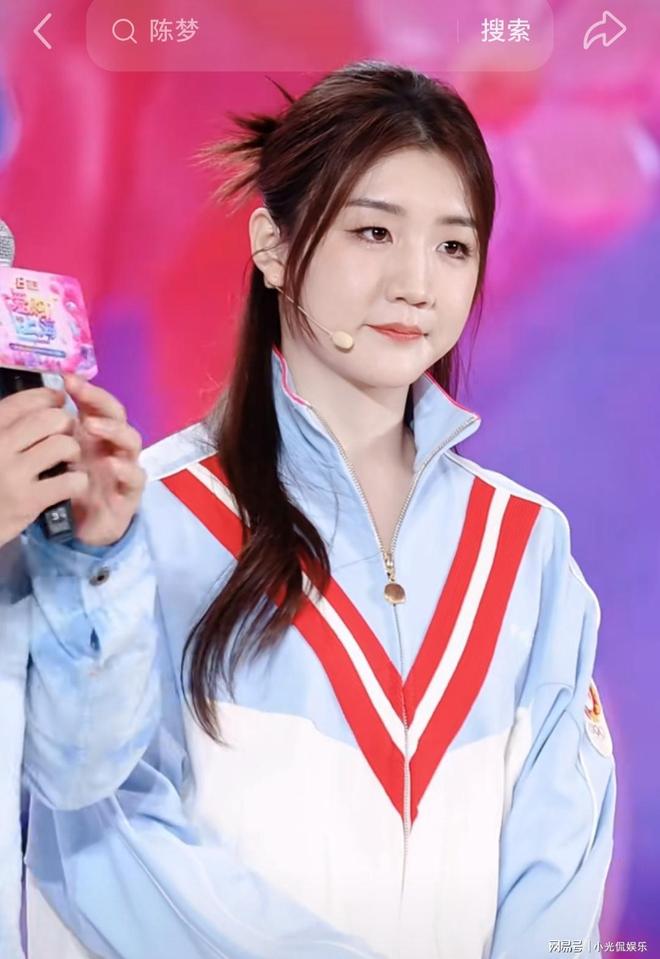 聊到中国女乒史上最强，邓亚萍、张怡宁永远绕不开