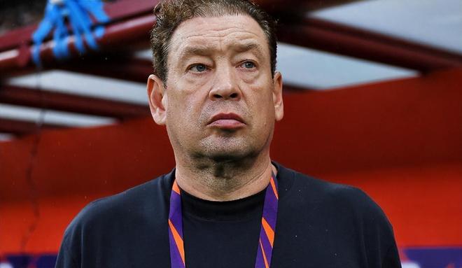 申花VS铜梁龙：后防调整一人 谢鹏飞领衔前场 伤病严重两外援出击