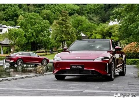 真C级旗舰风云A9L上市 最低售14.99万元
