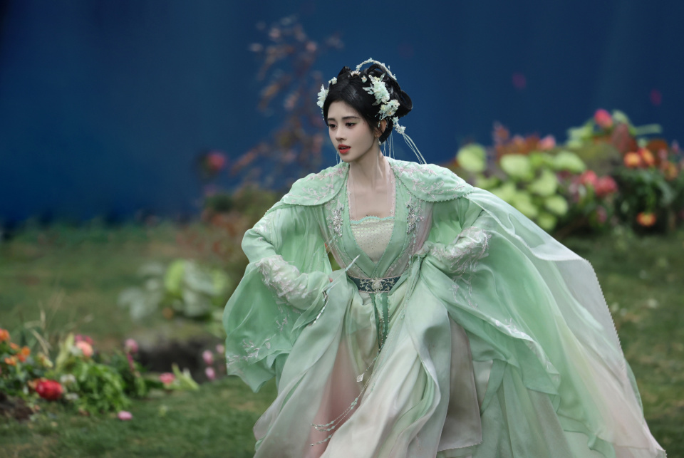 《画皮》阵容确定，鞠婧祎将出演女主，二搭曾舜晞太惊喜！