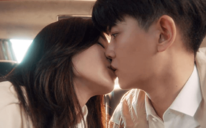 《一生一世》：白鹿任嘉伦上演撩爱秀！完美演绎憨厚直男逆袭_旗袍_观众_生辰