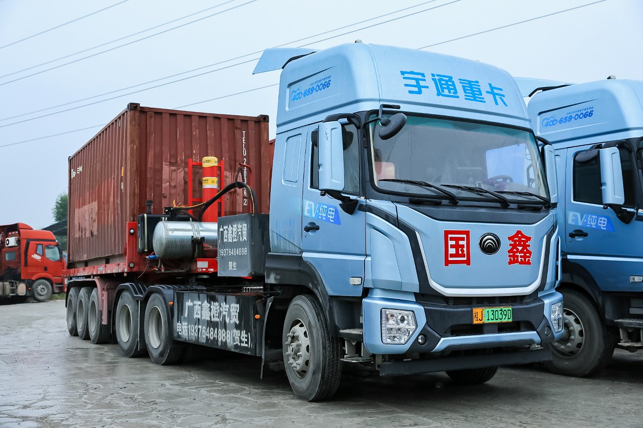 宇通重卡在全国首条长距离电动重卡线路成功运营！|界面新闻