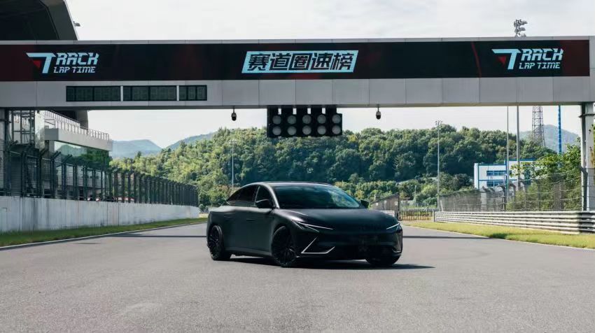智己L7 SP性能版上市 售价47.88-57.88万元_汽车_中国网