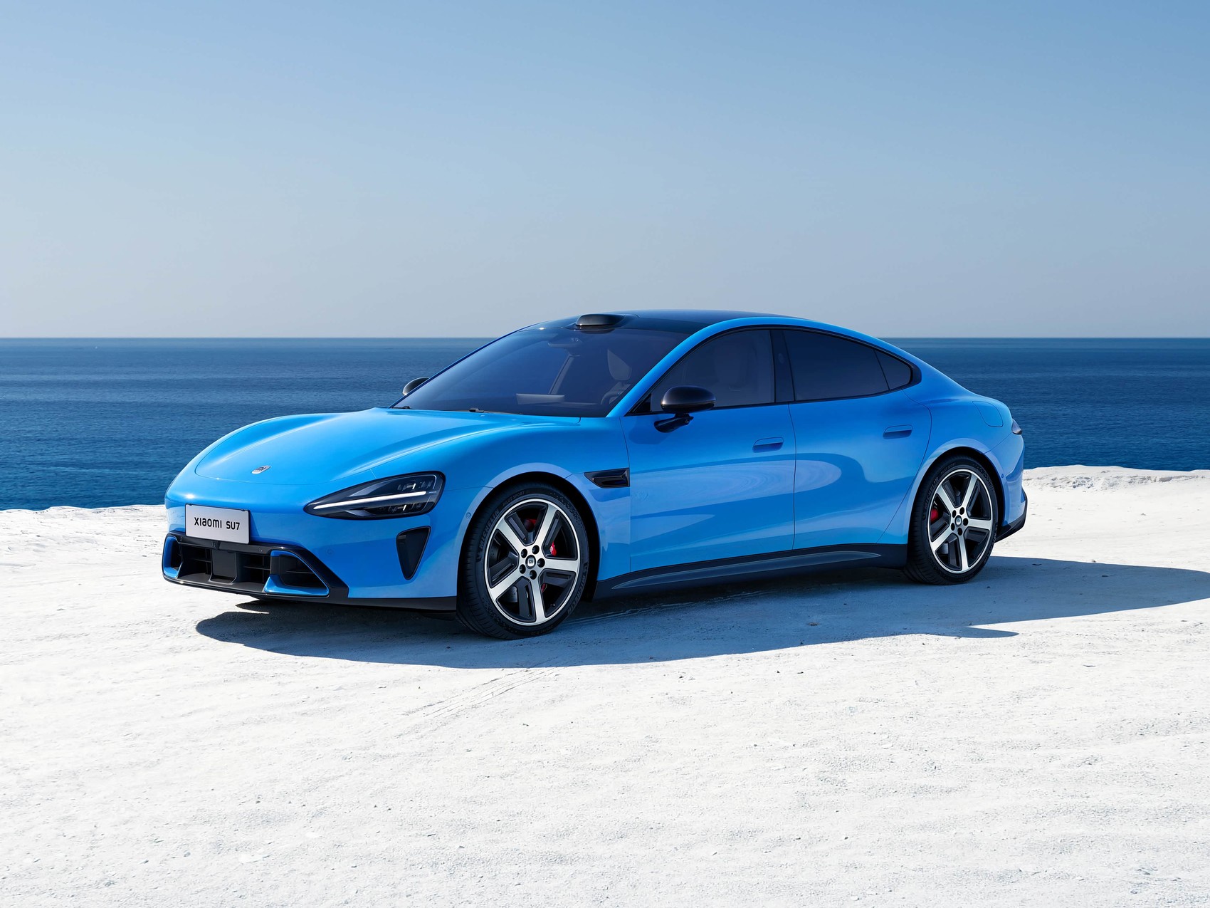 20万元级纯电轿车市场烽烟再起 新一代小米SU7与特斯拉Model 3如何选|川观新闻