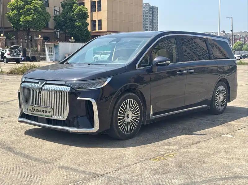 长沙岚图汽车岚图梦想家二手车 2025款,优惠特价25.88万