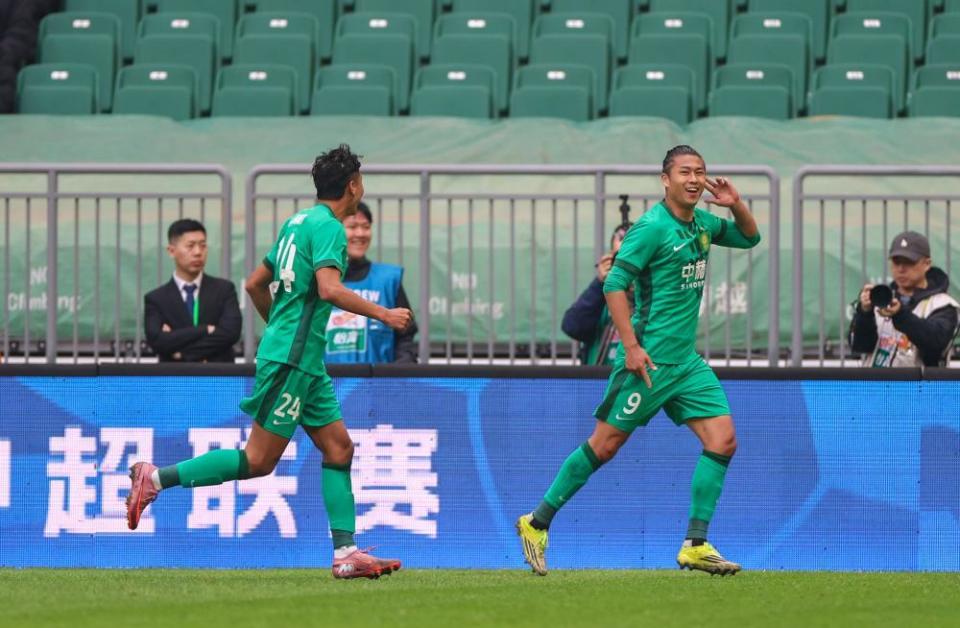 马宁都笑了！北京国安3球被吹，武磊手球送点，张玉宁世界波无效