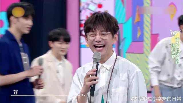 周深开口惊艳全场，清唱《栀子花开》，耳朵被治愈了
