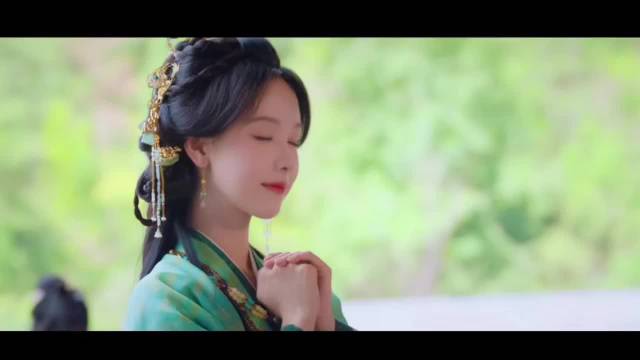 陈都灵首部权谋剧眼神戏获赞