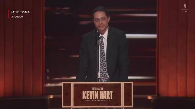 Kevin Hart吐槽大会引争议，Pete Davidson、Tony Hinchcliffe言论出格