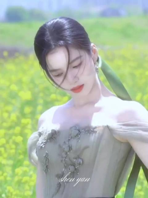 张婧仪是什么笨蛋美女啊，迷迷糊糊上错车了，此女这么貌美还这么可爱萌了