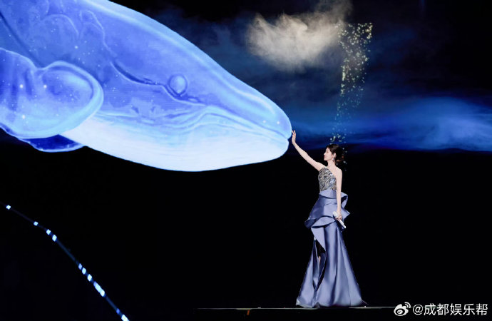 张碧晨近期有哪些公开的演艺活动和行程安排？