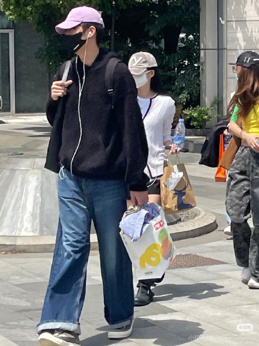 恩新CP具体在恋综里有哪些令人上头的甜蜜互动？