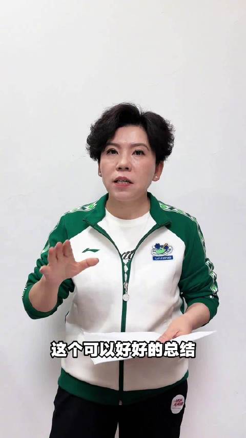 邓亚萍赞孙颖莎捍卫女乒一号尊严