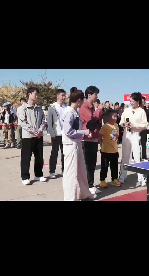 陈梦泰山分享绝美日出云海