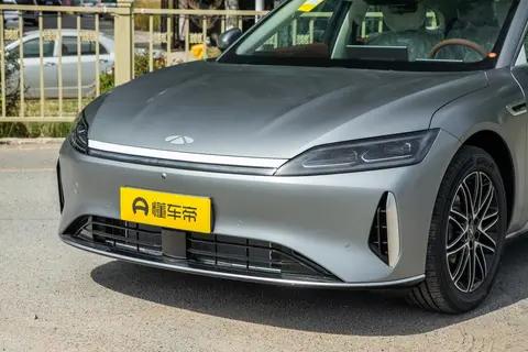 奇瑞风云A9L焕新上市 13.99万起重塑豪华电混标杆