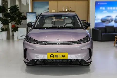 售价6.88万起，极狐T1以实力诠释\"A0级纯电精品标杆\"