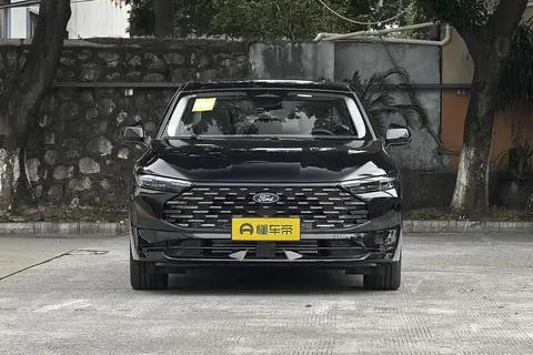 福特蒙迪欧2.0T车主深度体验:均衡表现，家用舒适又实用