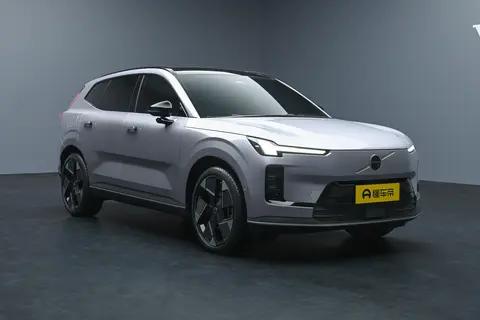 沃尔沃XC70真实体验：可油可电的家用SUV，3月购车福利别错过