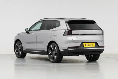 2026款沃尔沃XC70:适合家用的插混SUV,近期购车有补贴