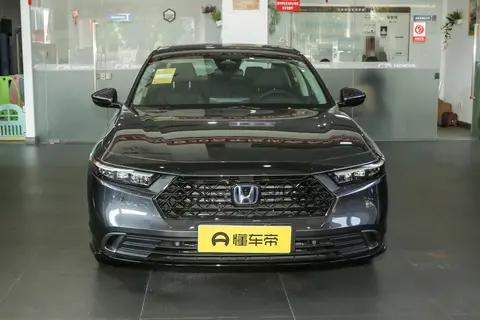 车长4980mm,搭2.0L插混动力,雅阁PHEV值得入手?