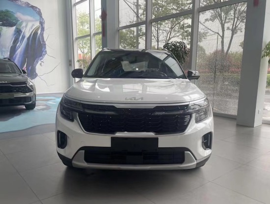 起亚紧凑型SUV赛图斯陆续到店 将在上海车展正式上市