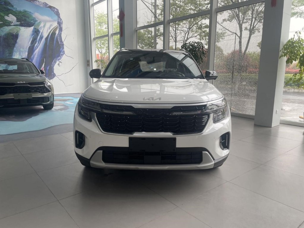 起亚赛图斯陆续到店 紧凑型SUV市场黑马将至- 车市快报 -华龙网