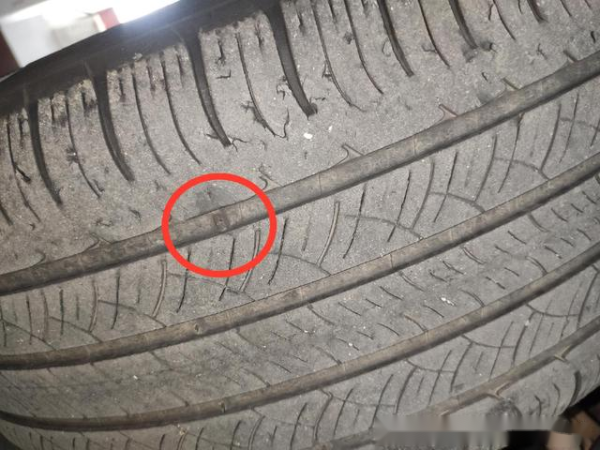 阿维塔06T车身-内饰-易车