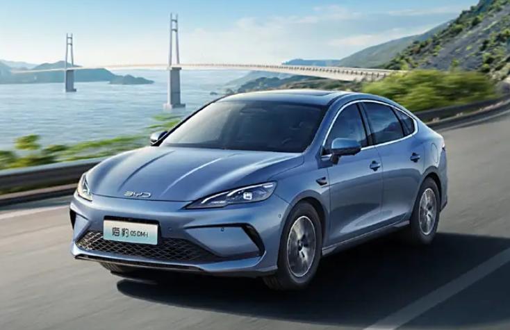 比亚迪海豹05DM-i预售,8.98万元起,进一步狙击合资A级轿车